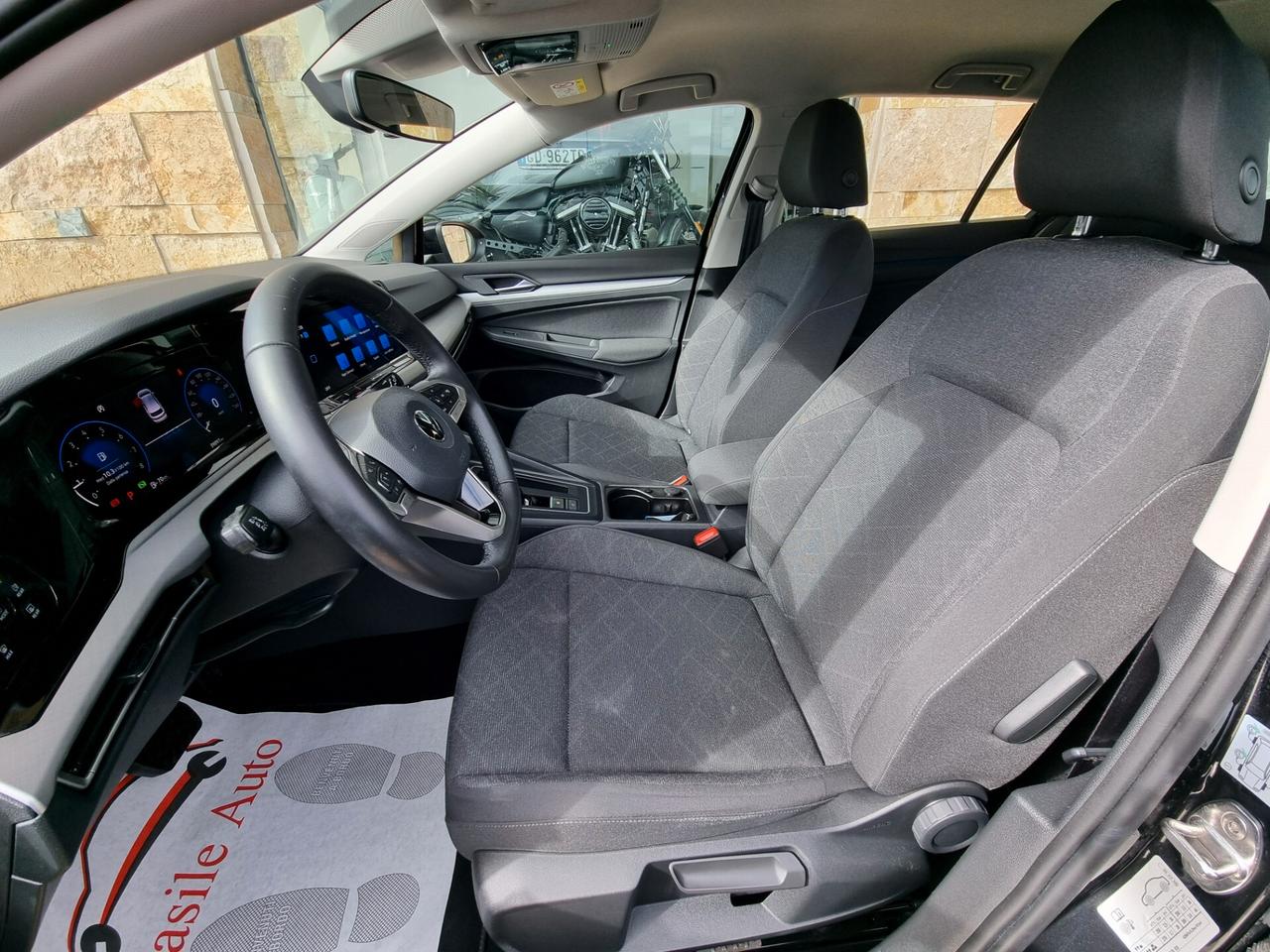 Volkswagen Golf 1.0 eTSI EVO DSG Life