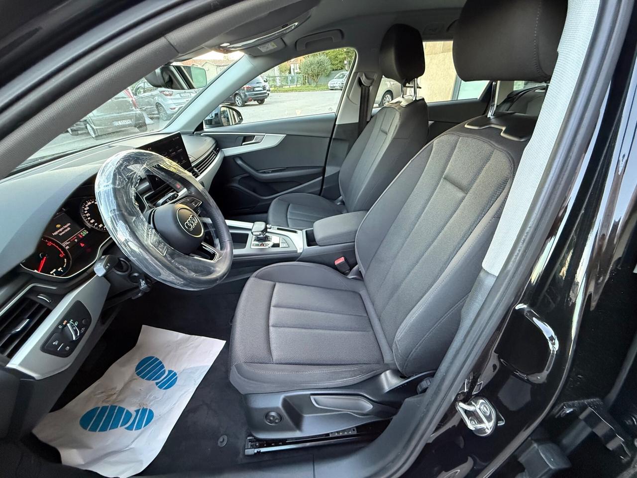 Audi A4 35 TDI/163 CV S tronic - Automatica