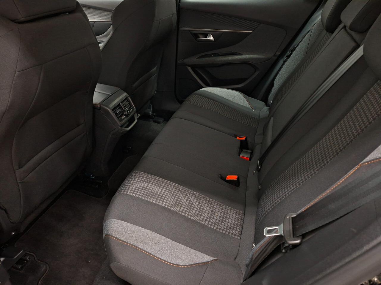 Peugeot 3008 Allure 1.5 BlueHDi 130cv EAT8