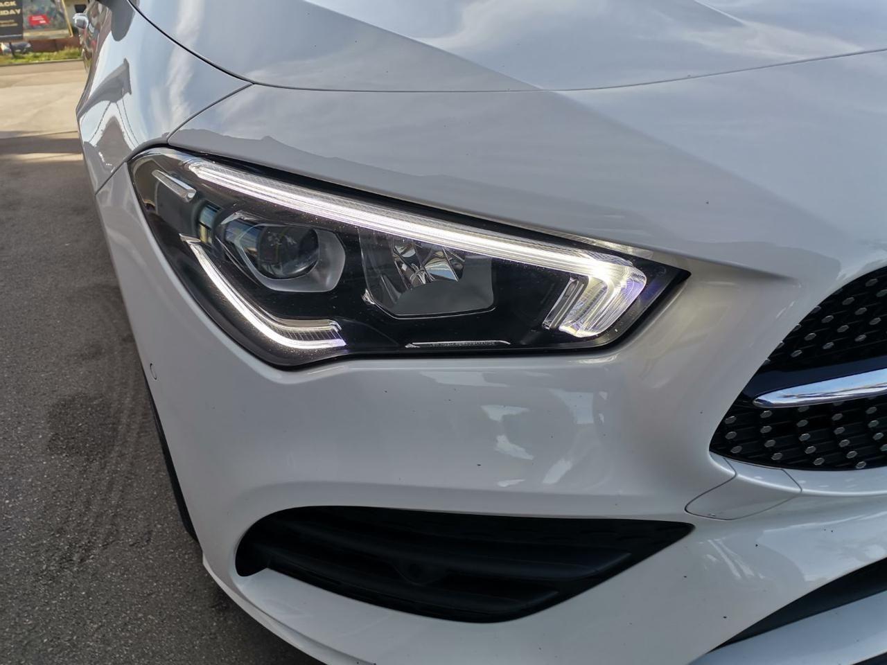 Mercedes-Benz CLA 200 d Shooting Brake Premium