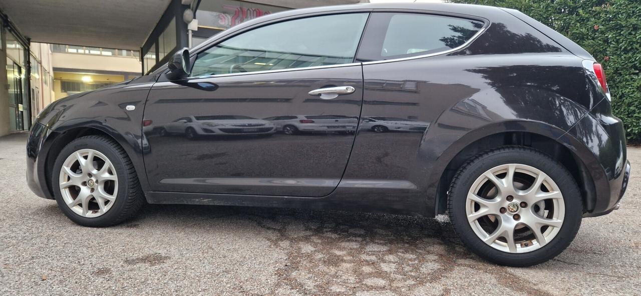 Alfa Romeo MiTo 1.3 JTDm-2 95 CV S&S Distinctive