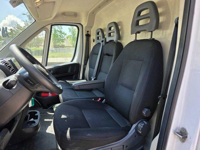 FIAT Ducato Serie 8 Furgone Lastrato 33q Mh2 140cv 2.2 Multi
