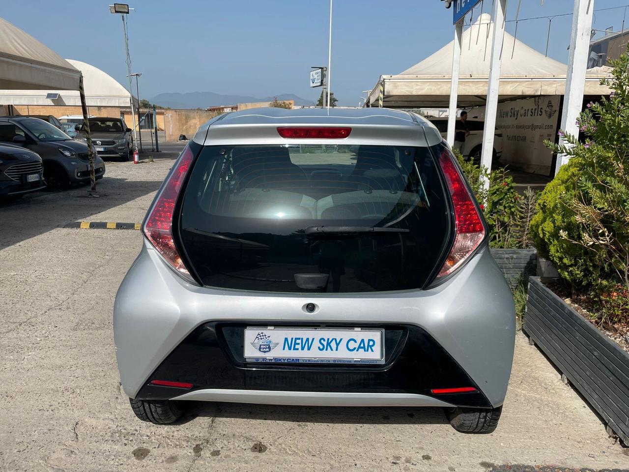 Toyota Aygo 1.0 VVT-i 69 CV 5p. x-cite