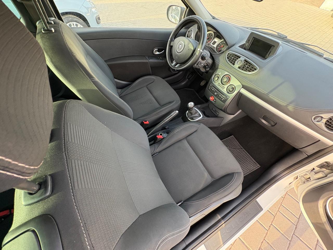 Renault Clio 1.5 dCi 75CV 25th Dynamique