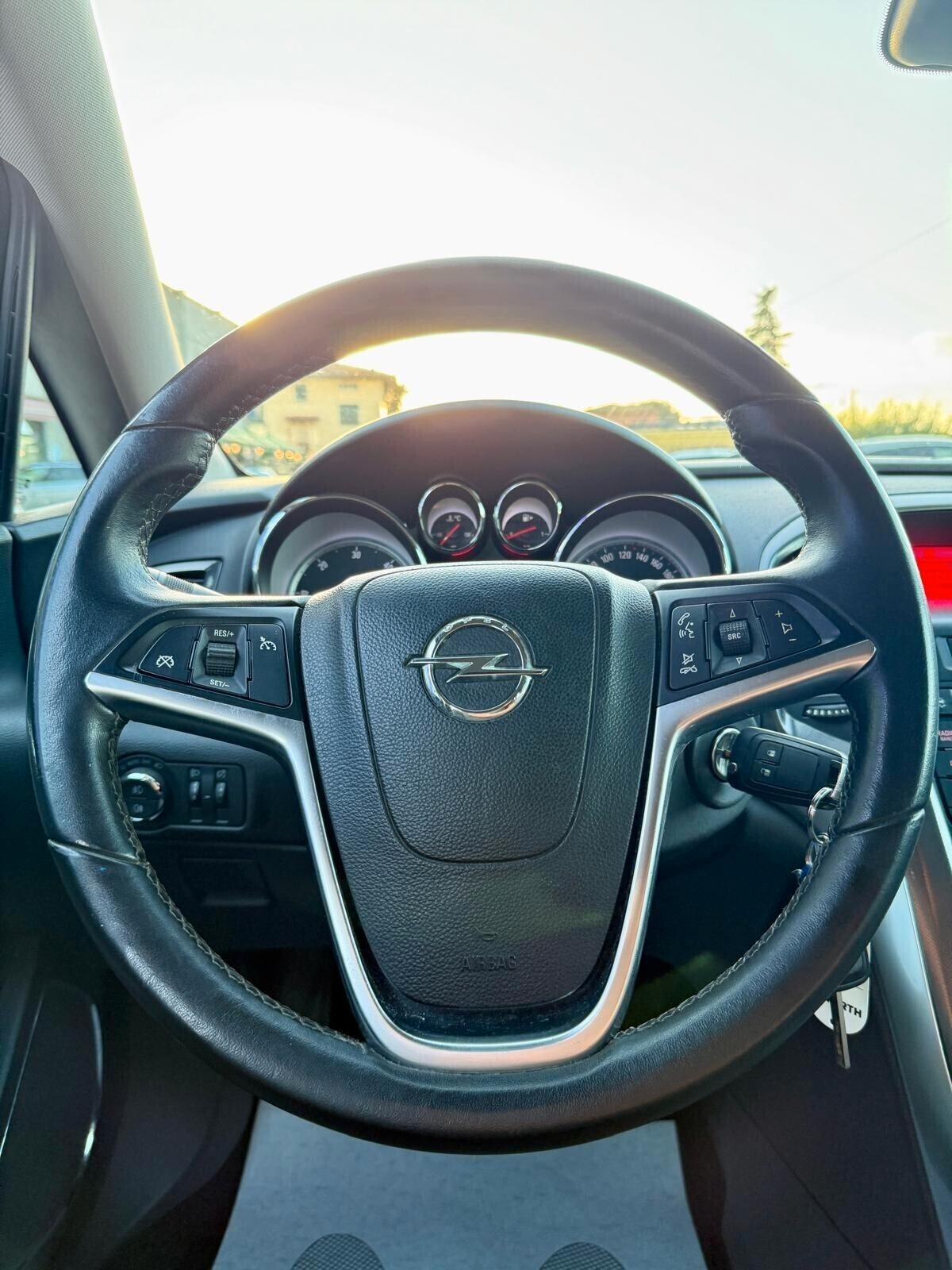 Opel Astra 1.7 CDTI 125CV COSMO 5P - OK NEOPATENTATO