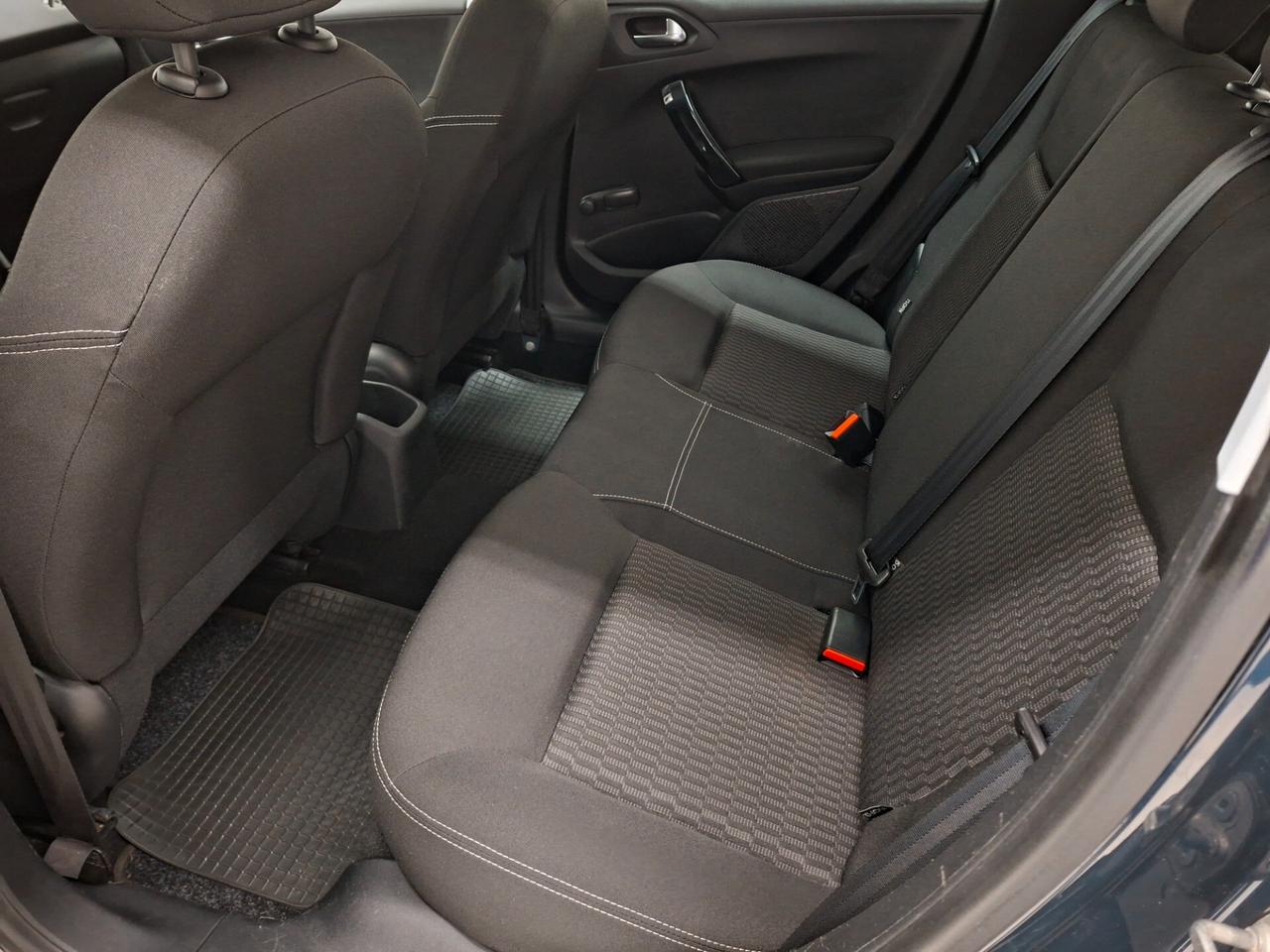 Peugeot 208 Allure 1.2 PureTech 82cv