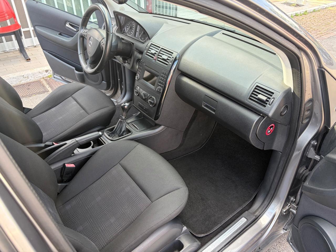 Mercedes-benz A 160 BlueEFFICIENCY Executive