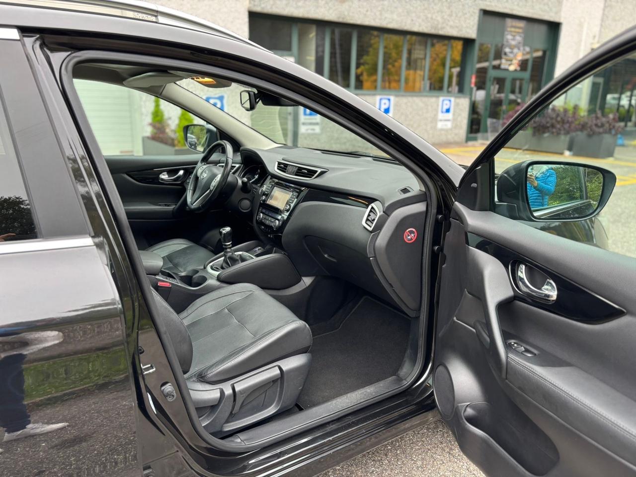 Nissan Qashqai 1.5 dCi Tekna*NAVI*TETTO*PELLE*360*