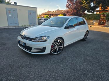 Volkswagen Golf 7 2.0 GTD