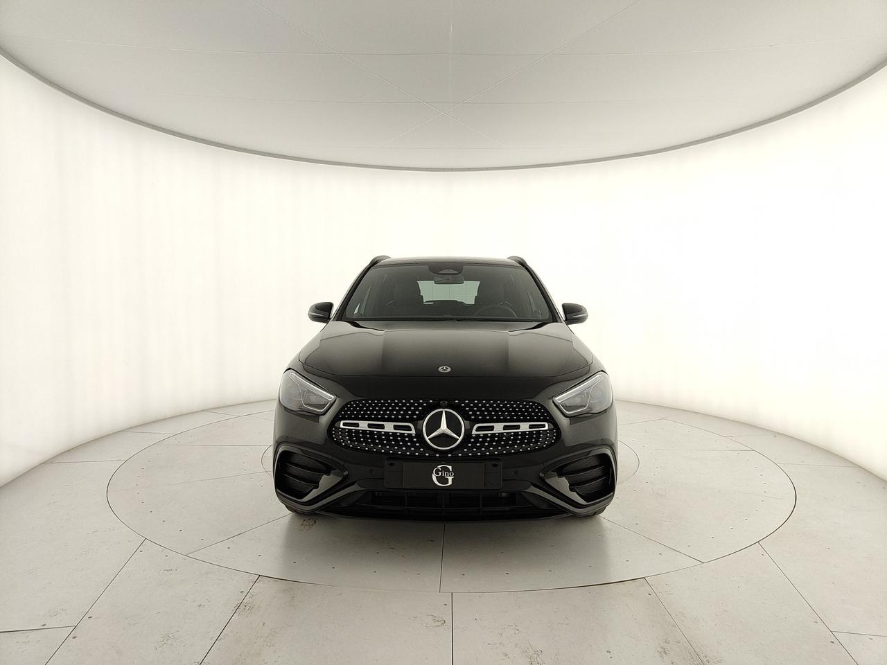 Mercedes-Benz GLA 200 d 4MATIC