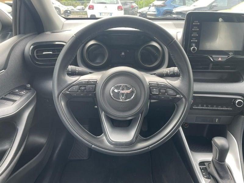 Toyota Yaris Hybrid Trend MY22