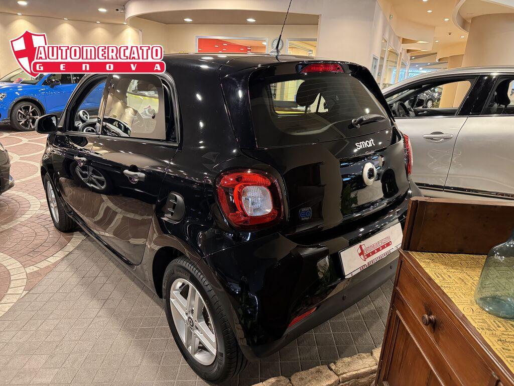 Smart fortwo EQ Pure