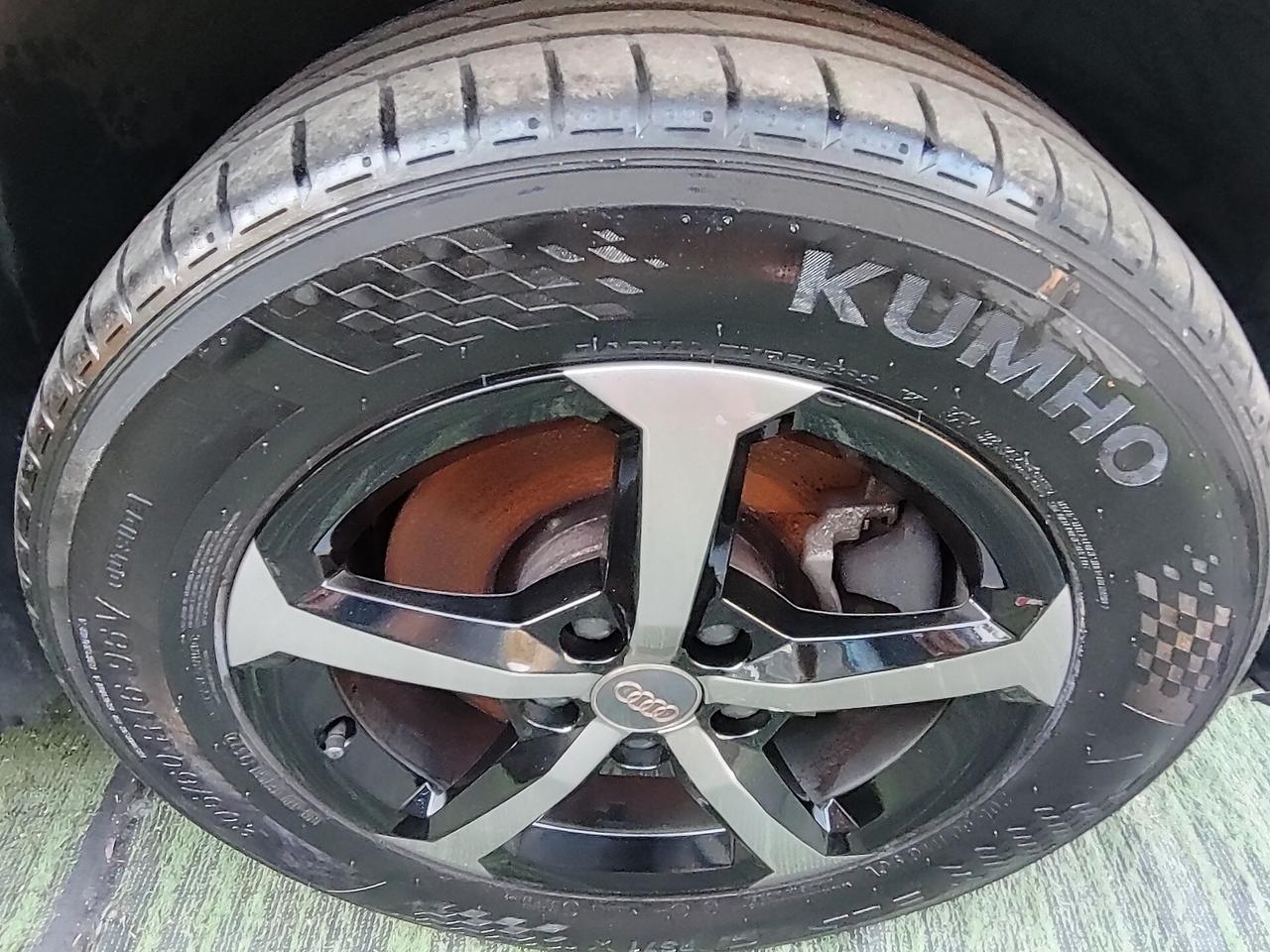 Audi Q2 1.6 TDI 116 cv cambio automatico