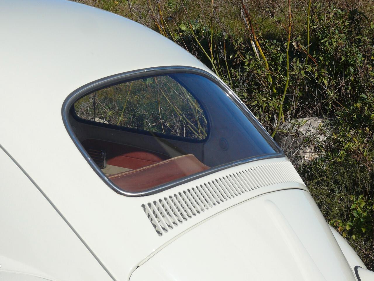 Volkswagen Maggiolino VETRO PIATTO (M1260)