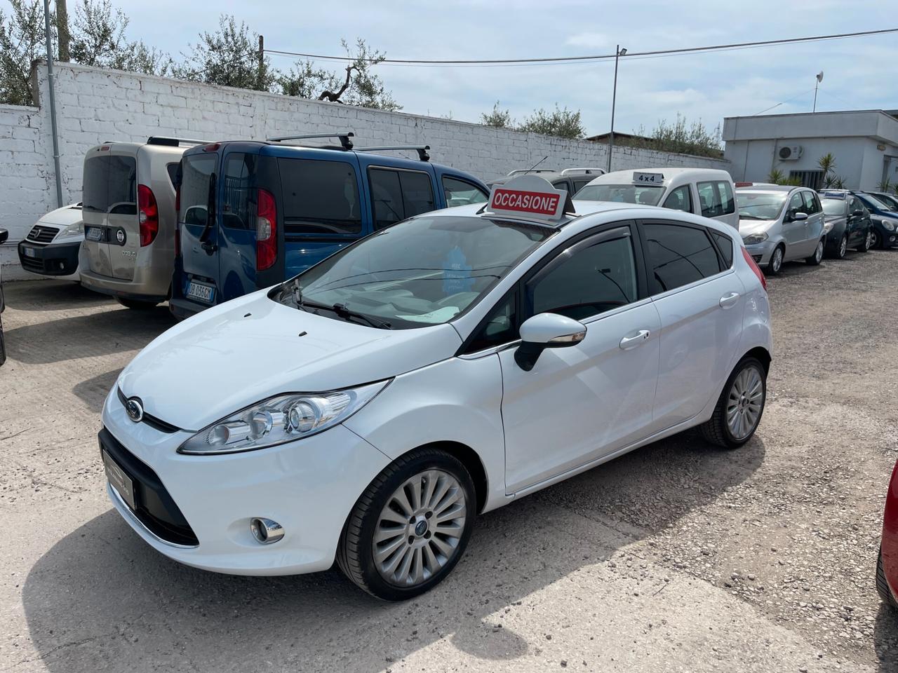 Ford Fiesta 1.4 TDCi 70CV 5 porte Titanium