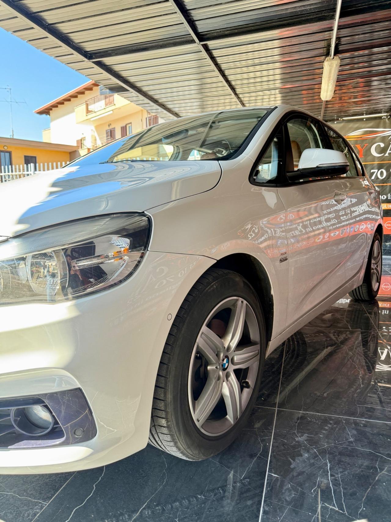 Bmw 2er Active Tourer 218d Luxury