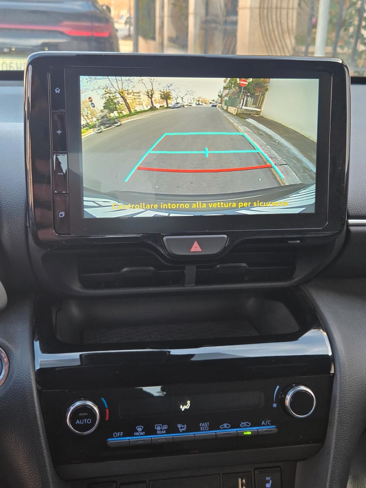 TOYOTA YARIS CROSS LOUNGE 1.5 Hybrid