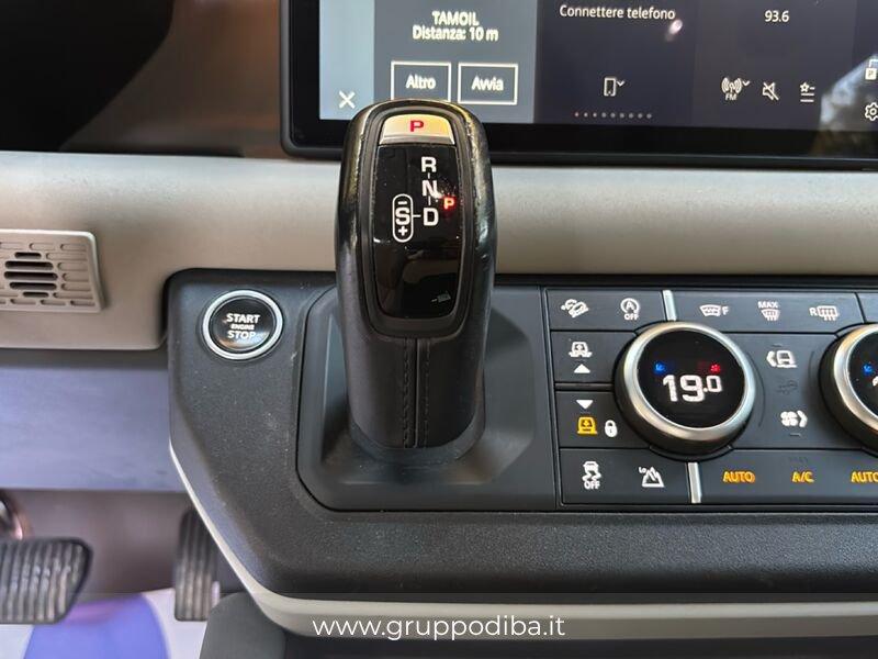 Land Rover Defender VII 2020 110 Diesel 110 3.0d i6 mhev S awd 200cv auto