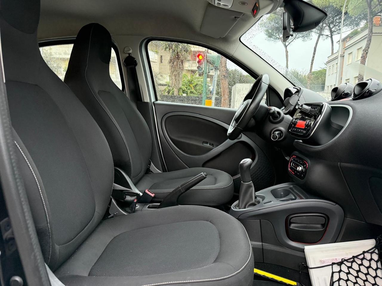 Smart Four Four 1.0 71cv Clima cambio Manuale PDC