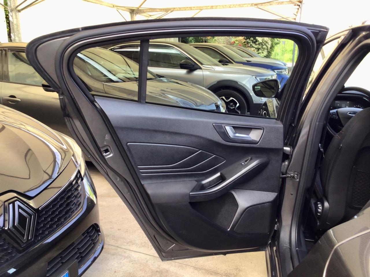 Ford Focus 1.0 EcoBoost Hybrid 125 CV 5p. ST-Line