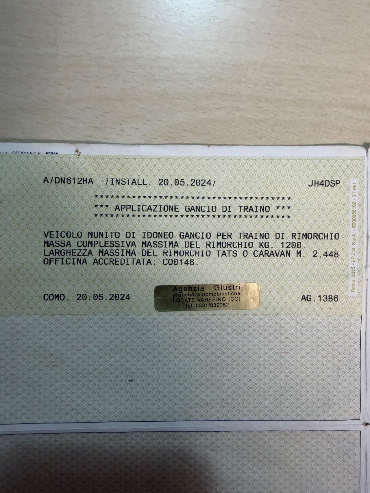 BMW 116i BENZINA EURO4 ANGEL EYES GANCIO TRAINO