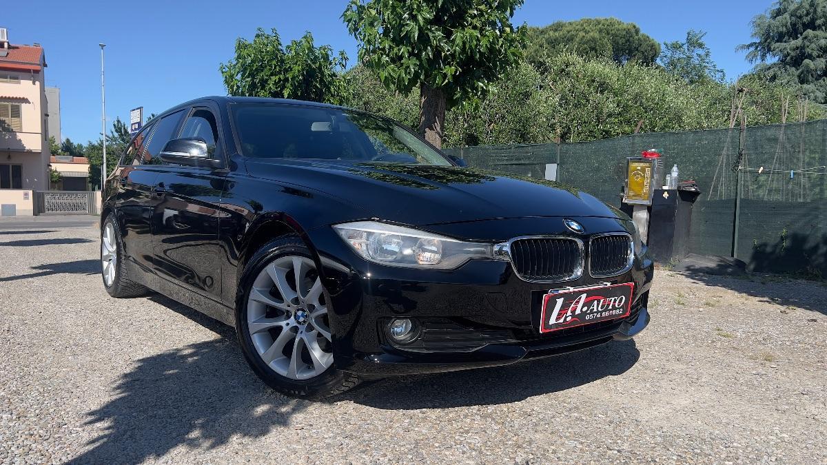 BMW - Serie 3 Touring 320d Touring Business MOTORE NUOVO