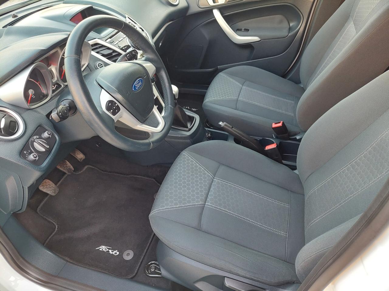 Ford Fiesta 1.4 TDCi 5p. 73.000km