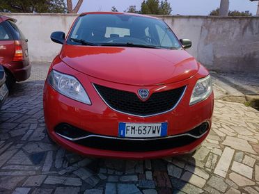 Lancia Ypsilon 1.2 69 CV 5 porte GPL Ecochic Silver