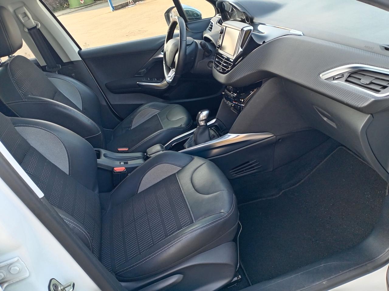 Peugeot 2008 1.6 e-HDi 92 CV Stop&Start Allure