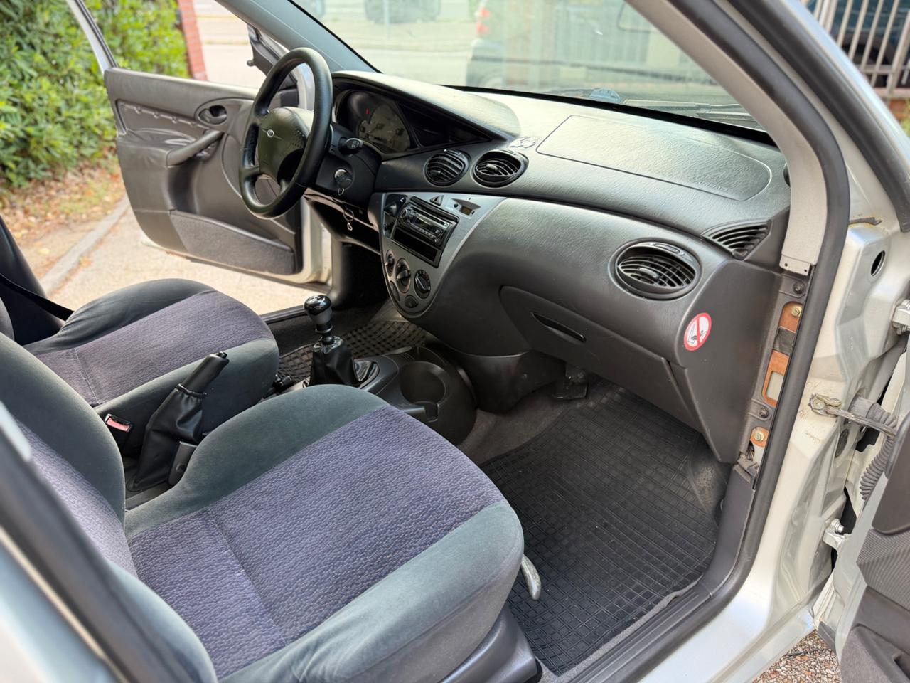 Ford Focus 1.8 TDDi cat SW Ghia