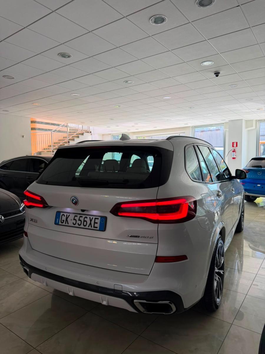 BMW - X5 - xDrive30d Msport