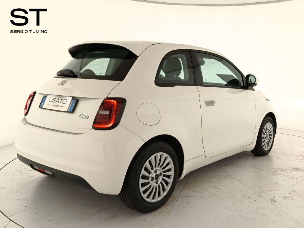 FIAT 500e - 500e Berlina 23,65 kWh Action