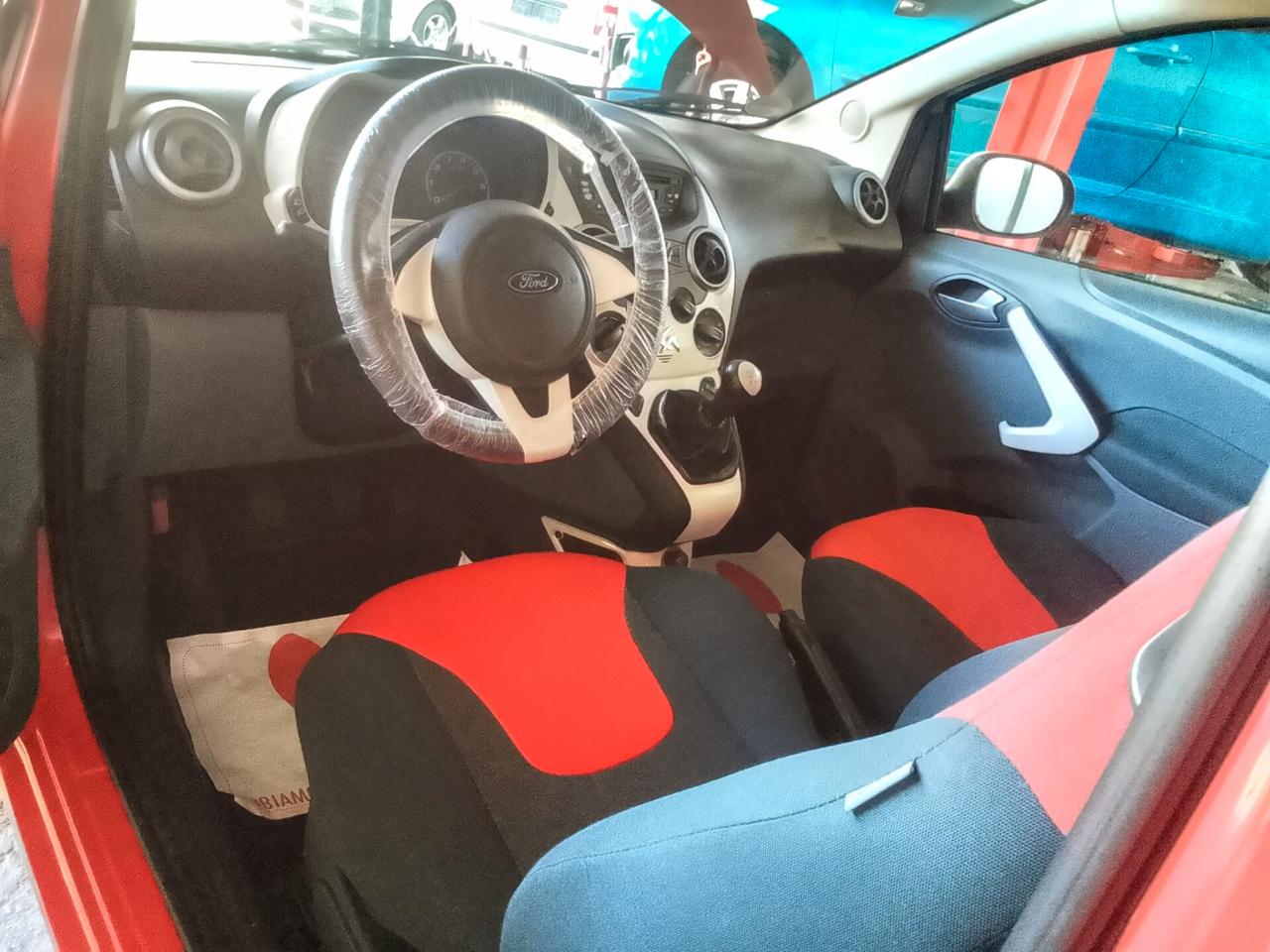 Ford Ka 1.2 8V 69CV Titanium