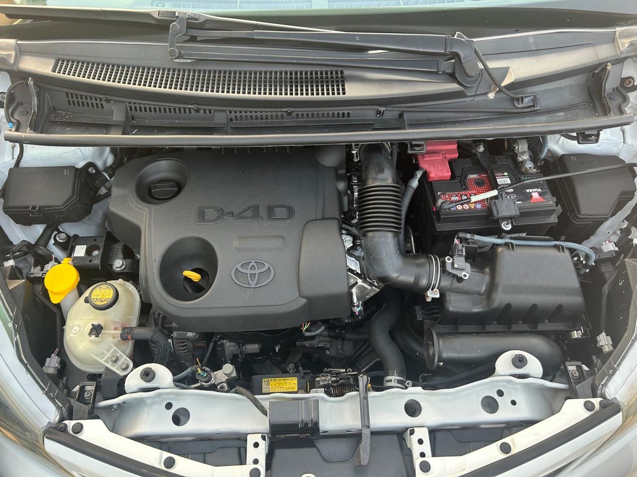 Toyota Yaris 1.4 D-4D 5 porte Lounge