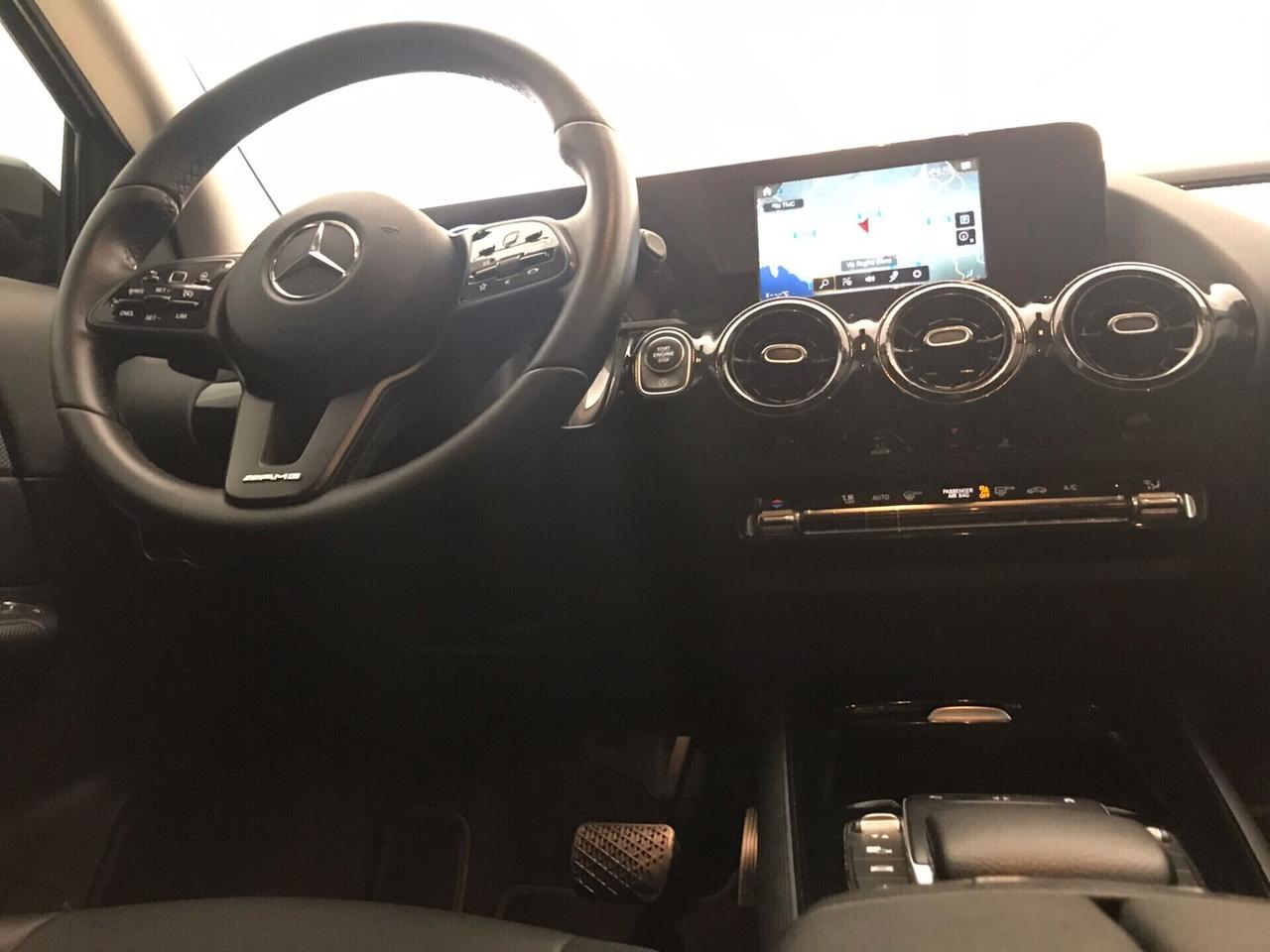 Mercedes-benz GLA 180 d. Business 10/2022