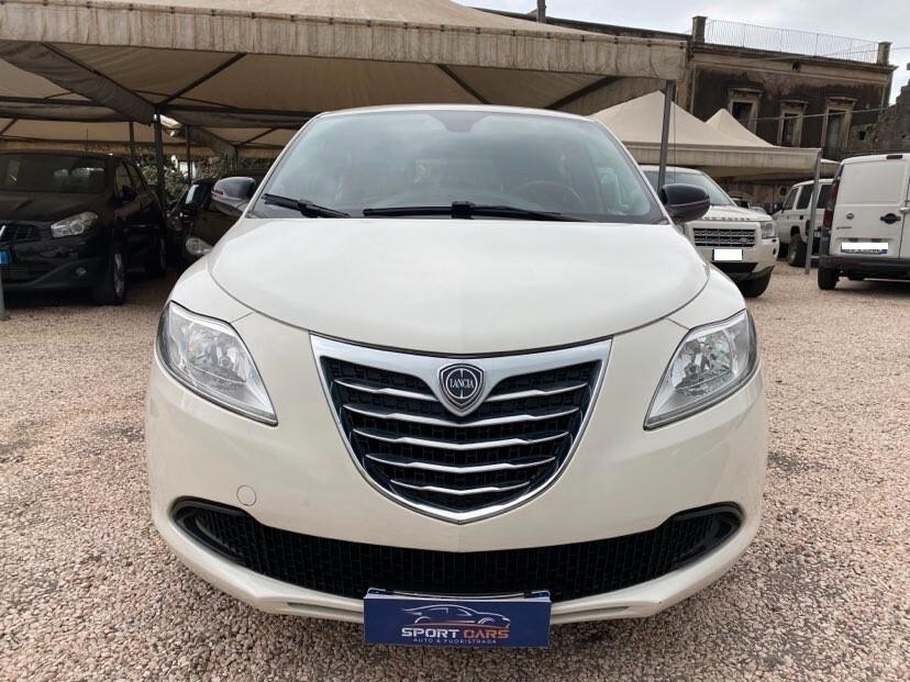 Lancia Ypsilon 1.2 69 CV 5 porte Elefantino