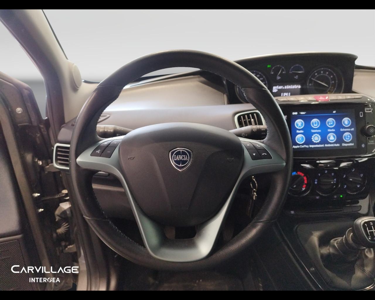 LANCIA Ypsilon 1.0 firefly hybrid Gold s&s 70cv