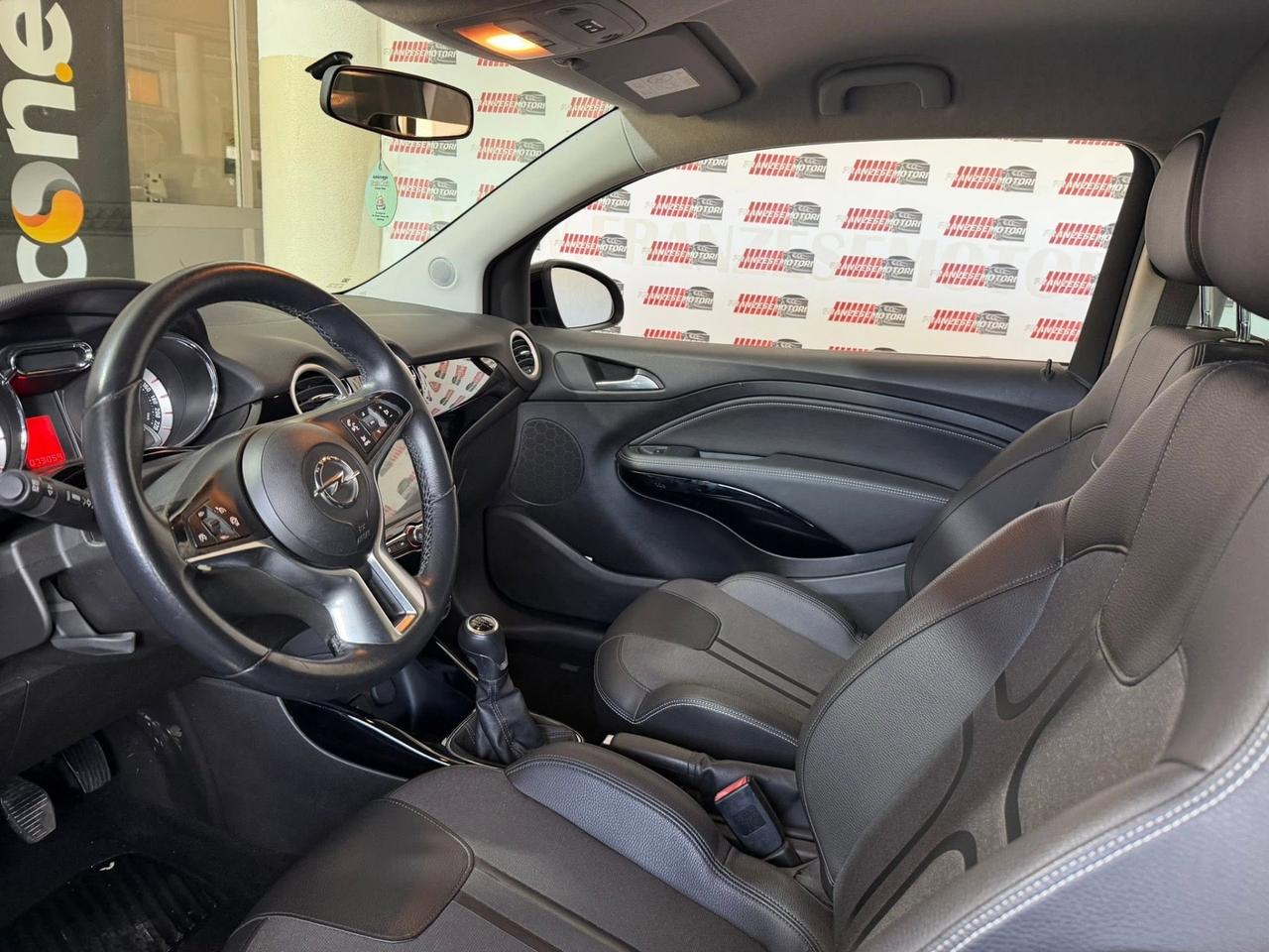 Opel Adam 1.2 70 CV Glam