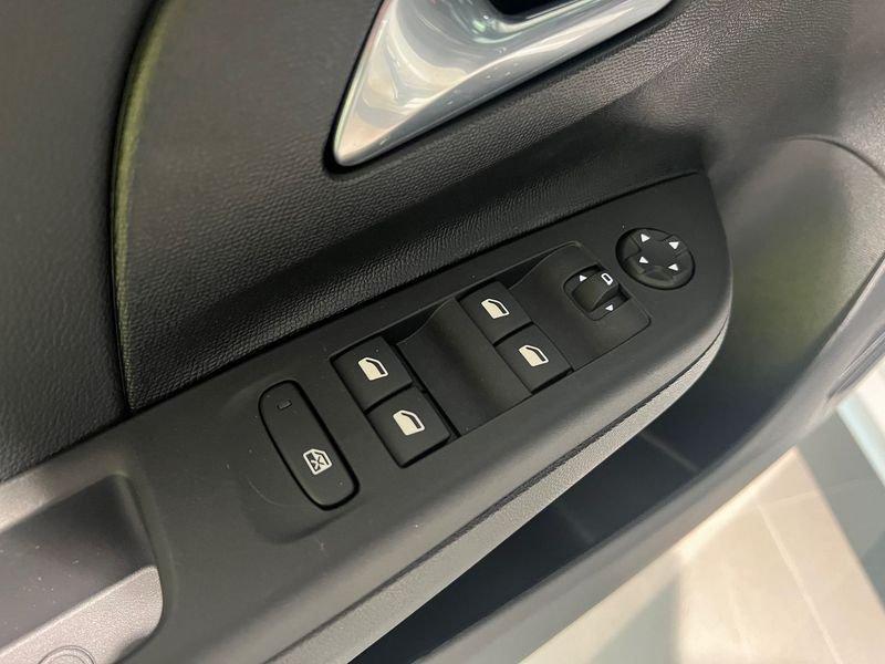 Opel Corsa 1.2 100cv GS MT6