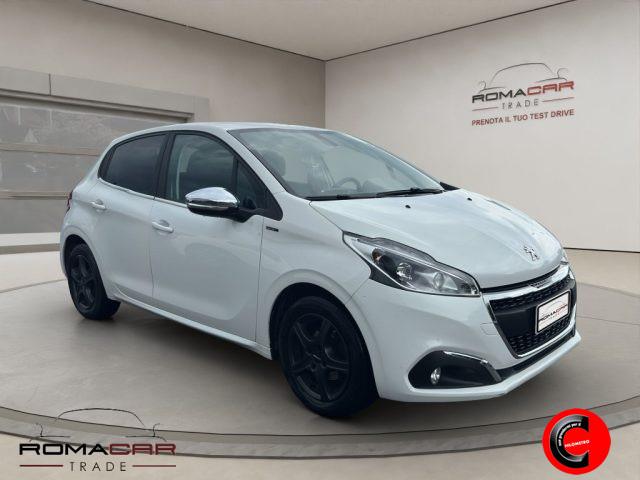 PEUGEOT 208 82cv 5 porte Signature DISTRIBUZIONE NUOVA!