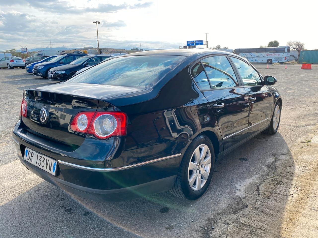 VOLKSWAGEN Passat 2.0 TDI Highline