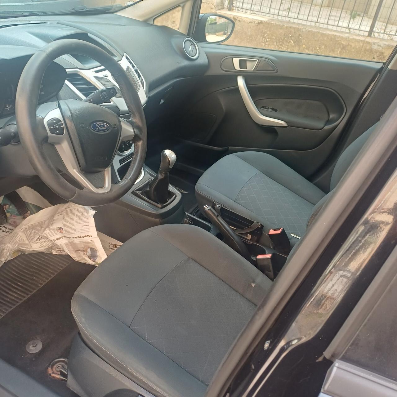Ford Fiesta 1.4 TDCi 70CV 5 porte Titanium