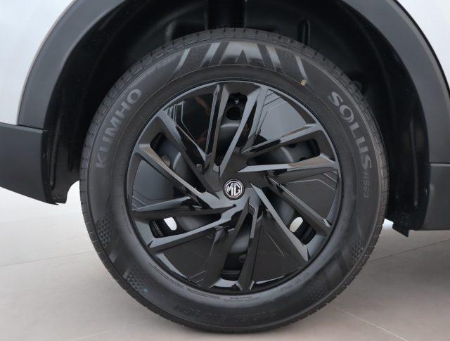 MG ZS 1.5 Standard *PROMO PARISI GROUP*