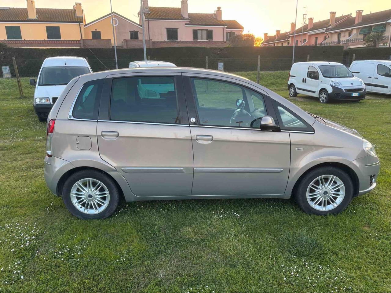 Lancia MUSA 1.4 Oro Ecochic GPL