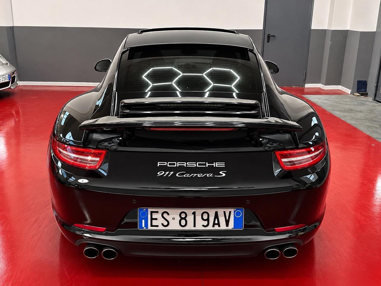 Porsche 911 3.8 Carrera S Coupé