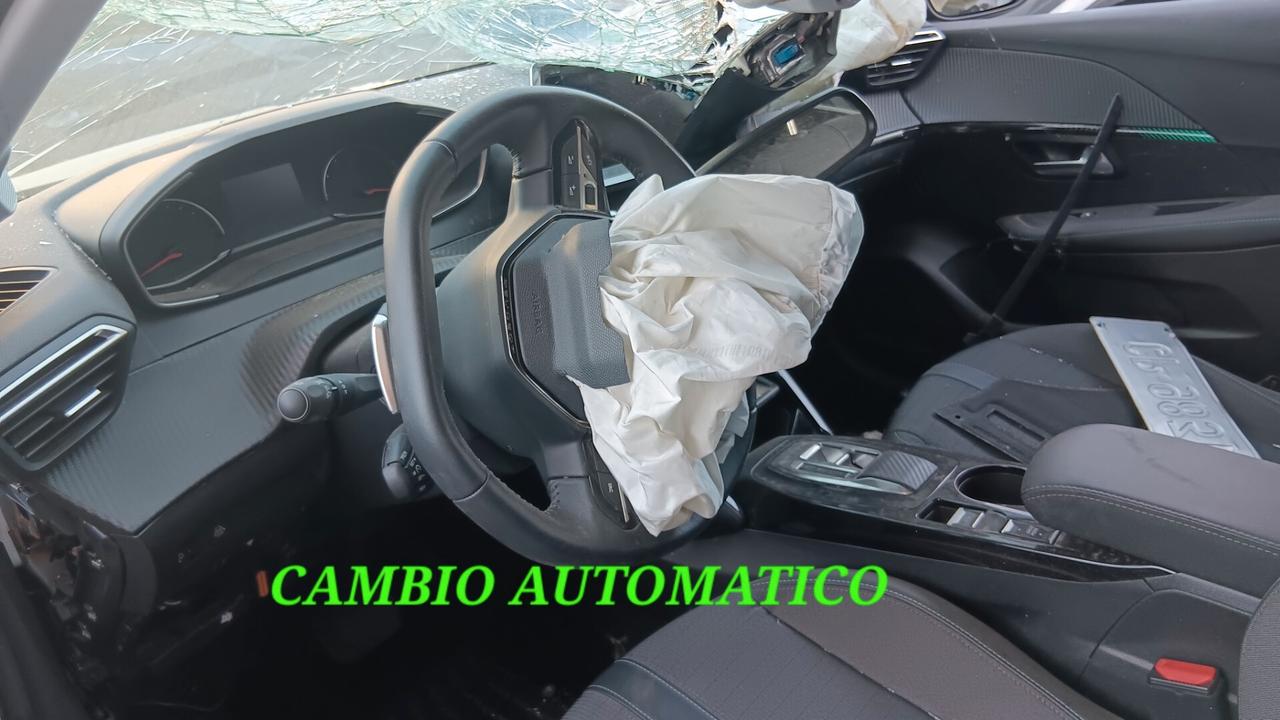 Peugeot 208 Allure incidentata sinistrata mondialcars 023