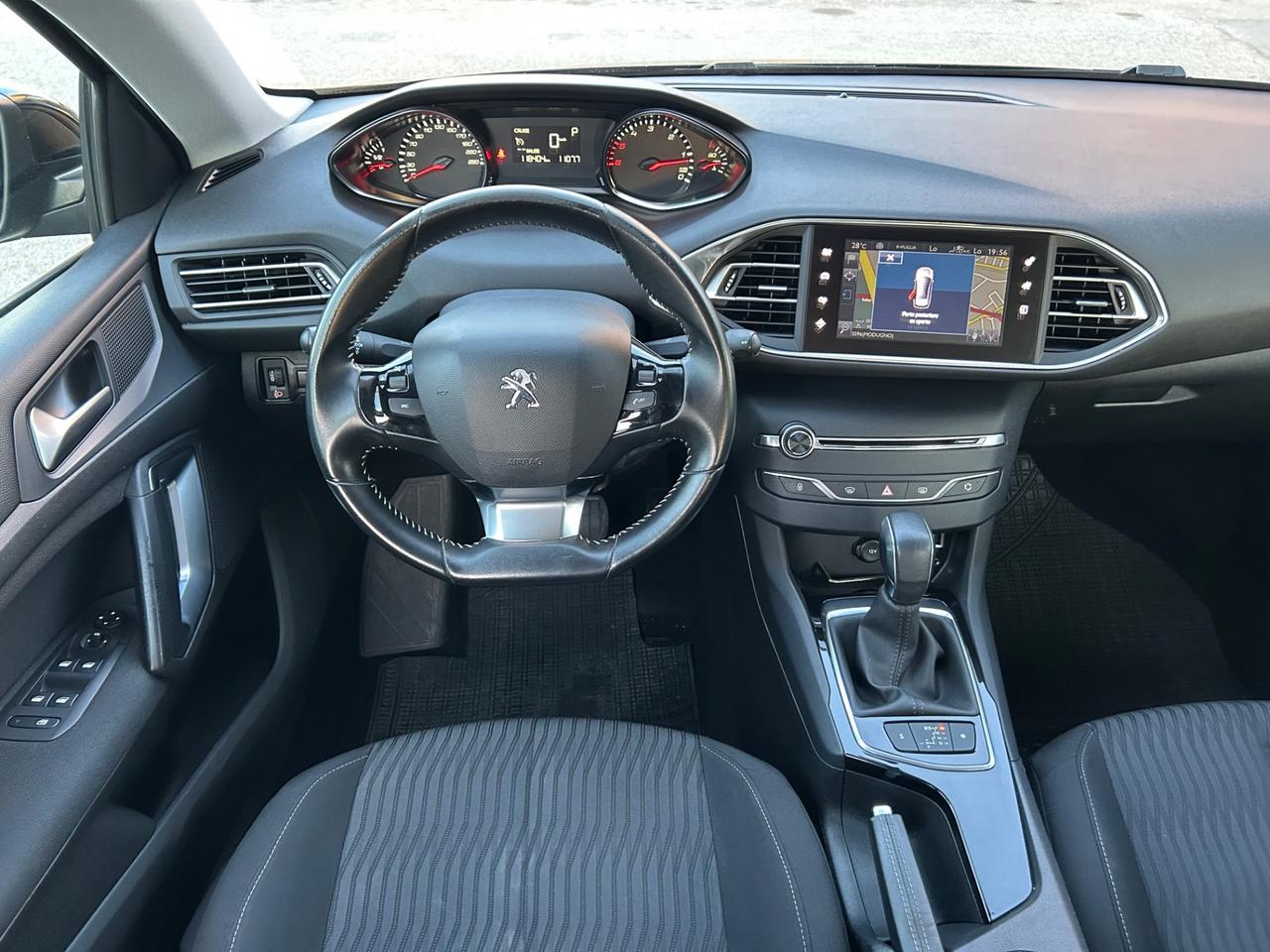 Peugeot 308 sw 1.6 diesel 120 cv 2017 navigatore