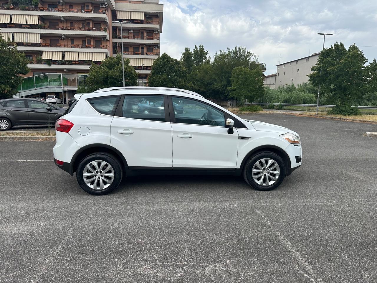 Ford Kuga Kuga+ 2.0 TDCi 136 CV 4WD DPF