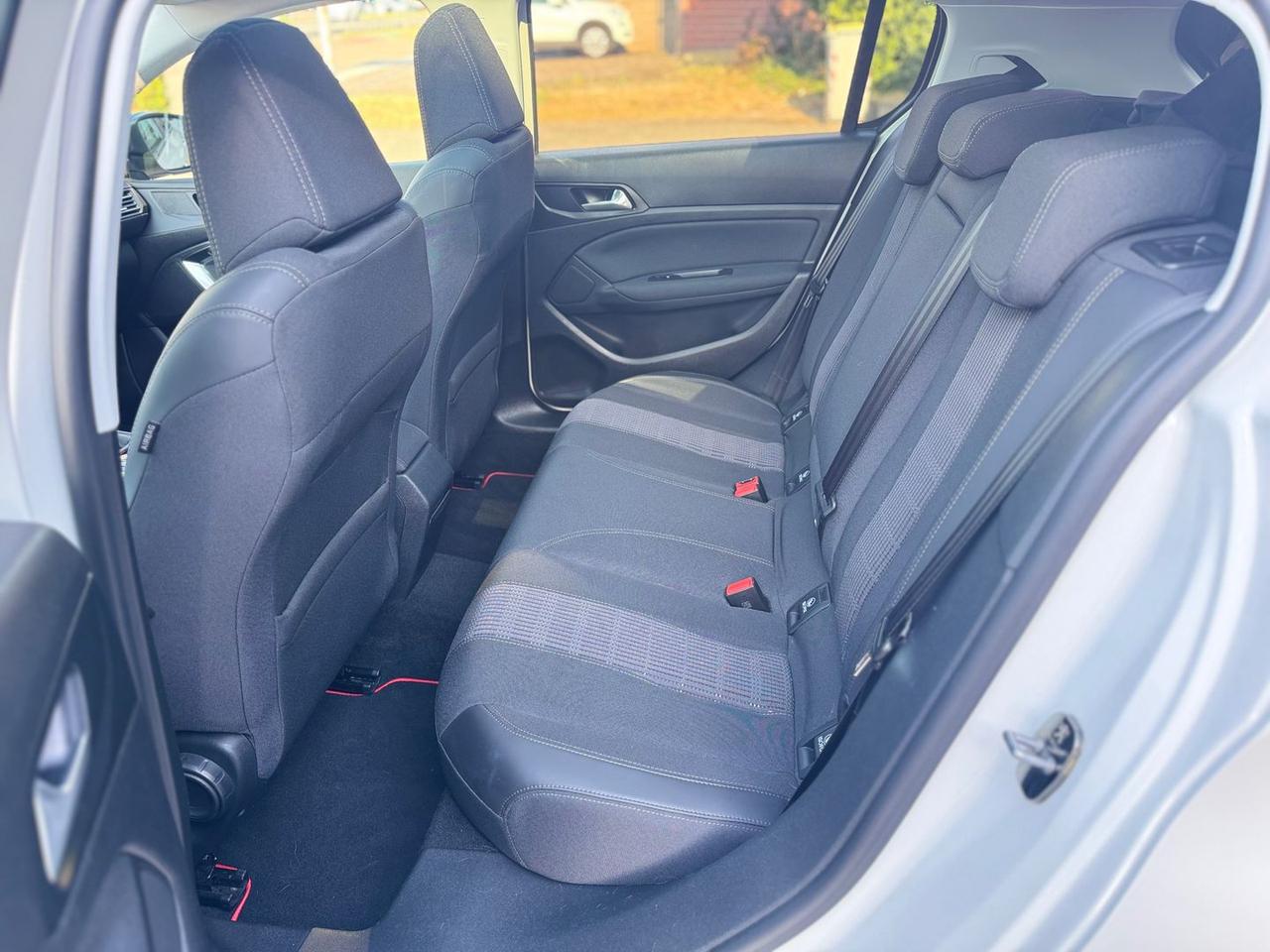 Peugeot 308 Allure 1.5 Blue HDI 130 #6529