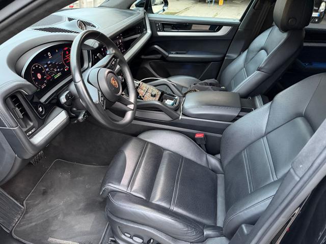 PORSCHE Cayenne 3.0 V6 E-Hybrid